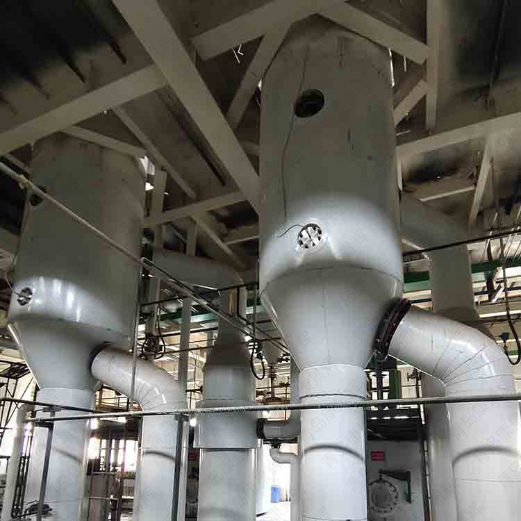 三效蒸發(fā)器在硝酸鈉蒸發(fā)結(jié)晶中的應用 三效蒸發(fā)器在硝酸鈉蒸發(fā)結(jié)晶中的應用